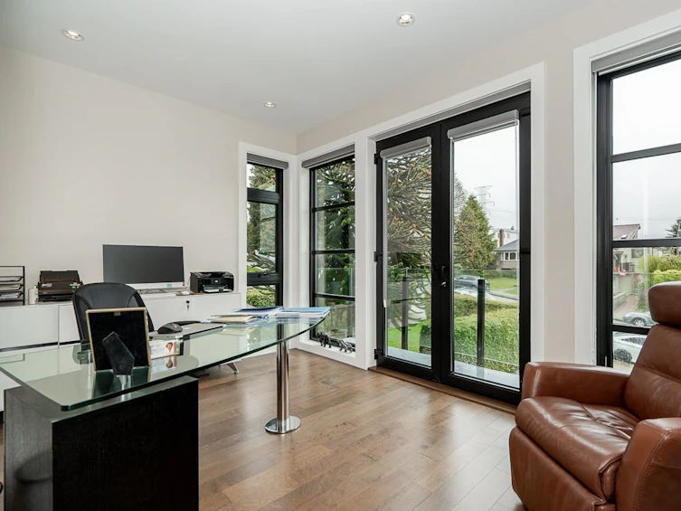 3621 Cambridge Street, Vancouver, BC, V5K 1M5 - 25