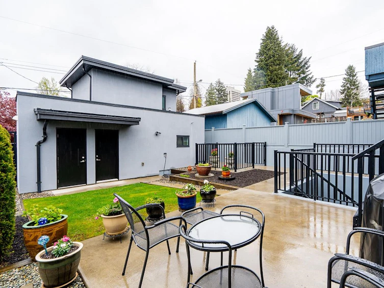 3621 Cambridge Street, Vancouver, BC, V5K 1M5 - 35