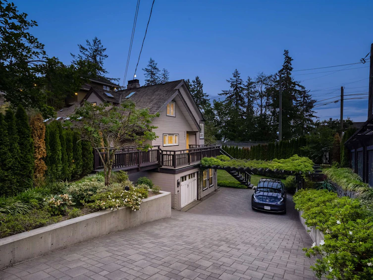 4001 Rose Crescent, West Vancouver, BC, V7V 2N6 - 35