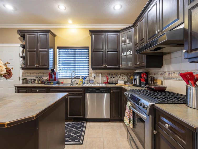 10819 166 Street, Surrey, BC, V4N 5E2 - 8
