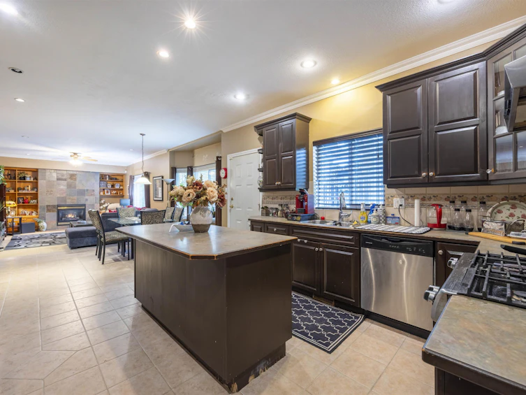10819 166 Street, Surrey, BC, V4N 5E2 - 9
