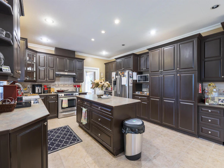 10819 166 Street, Surrey, BC, V4N 5E2 - 11