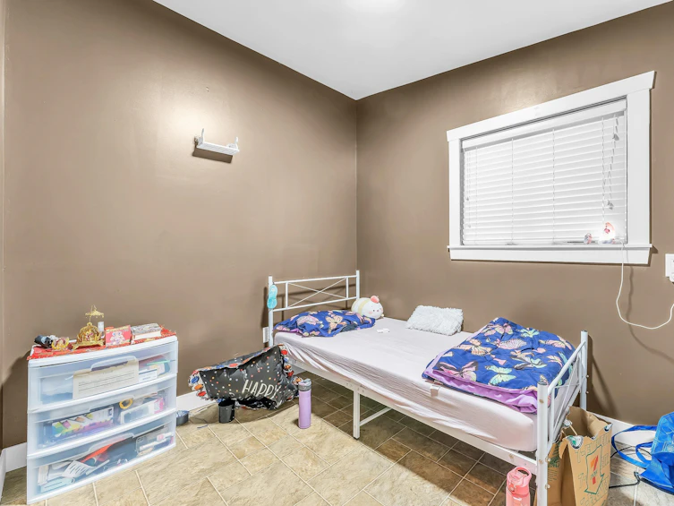 11126 147a Street, Surrey, BC, V3R 3W2 - 34