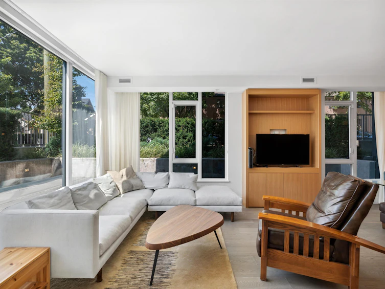 2108 W 47th Avenue, Vancouver, BC, V6M 2M7