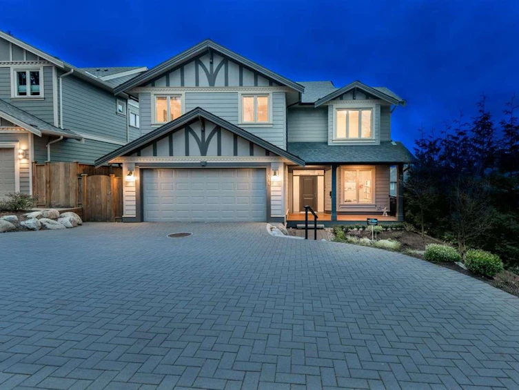 638 Austin Avenue, Coquitlam, BC, V3K 3N1