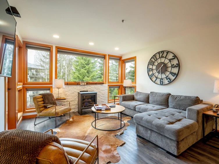 219/220-4905 Spearhead Place, Whistler, BC, V0N 1B4 - 2