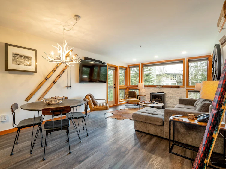 219/220-4905 Spearhead Place, Whistler, BC, V0N 1B4 - 3