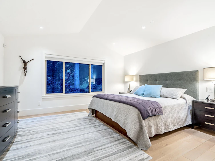 4062 Virginia Crescent, North Vancouver, BC, V7R 3Z1 - 21