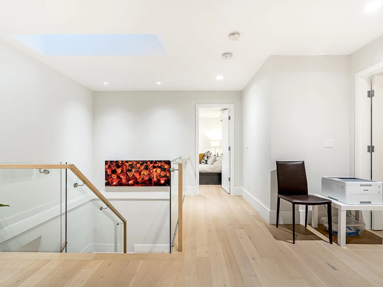 4062 Virginia Crescent, North Vancouver, BC, V7R 3Z1 - 27