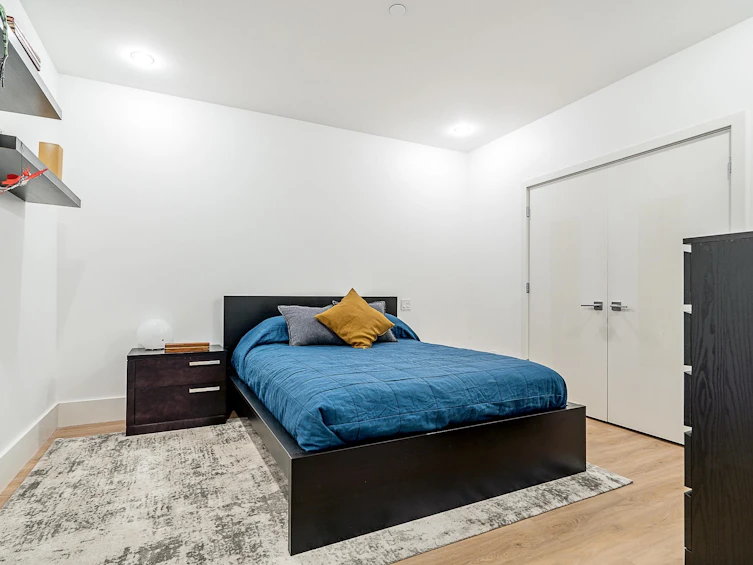 4062 Virginia Crescent, North Vancouver, BC, V7R 3Z1 - 34