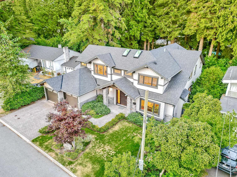 4062 Virginia Crescent, North Vancouver, BC, V7R 3Z1 - 40