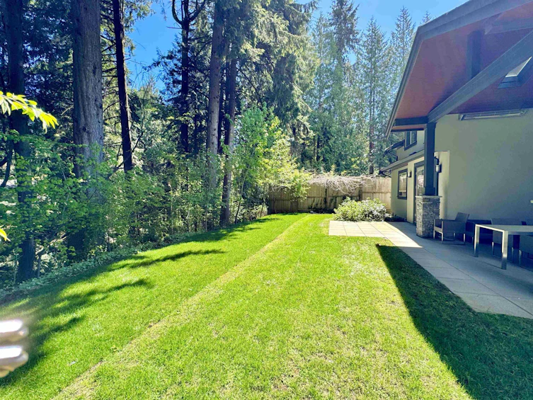 4062 Virginia Crescent, North Vancouver, BC, V7R 3Z1 - 39