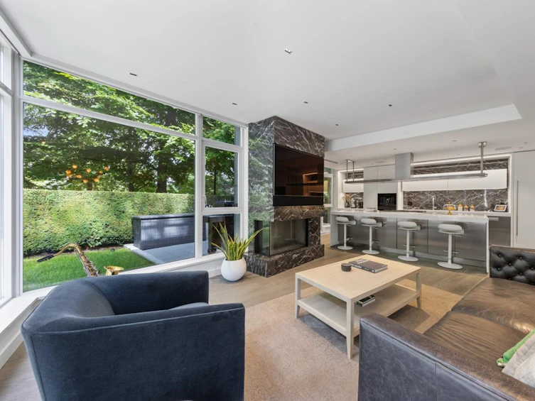 TH22-1281 West Cordova Street, Vancouver, BC, V6C 3P8