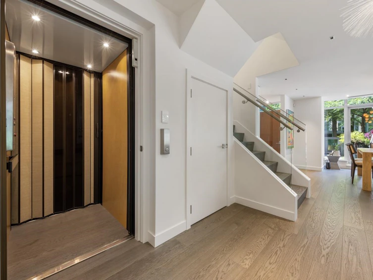 TH22-1281 West Cordova Street, Vancouver, BC, V6C 3P8 - 13