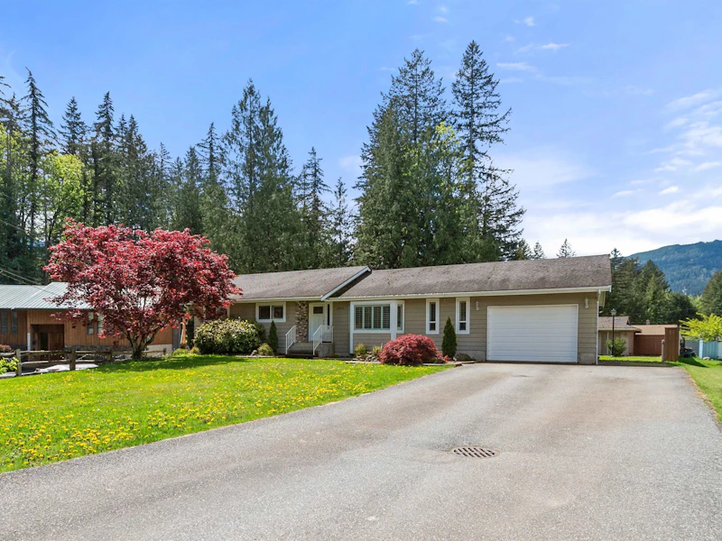 3863 Joyce Drive, Cultus Lake BC V2R 5A5