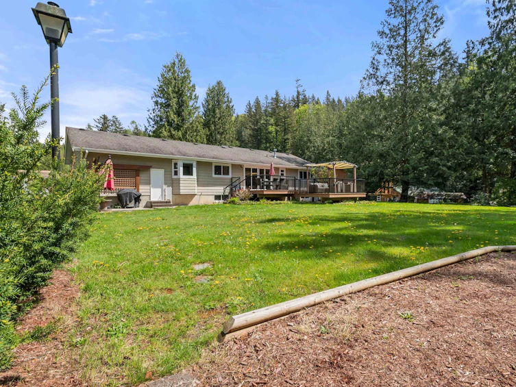 3863 Joyce Drive, Cultus Lake, BC, V2R 5A5 - 37