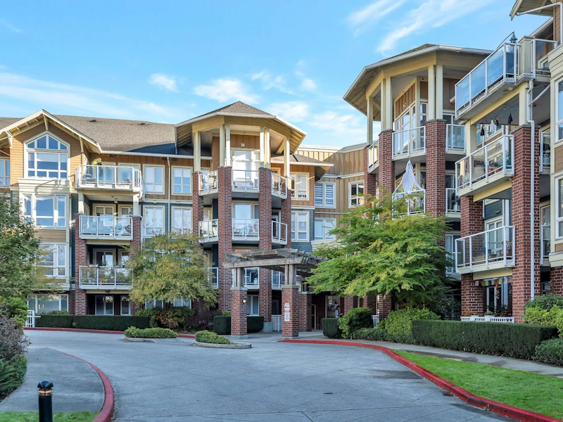 405 - 14 E Royal Avenue, New Westminster BC V3L 5W5