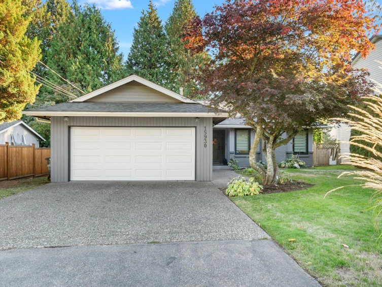 15930 20 Avenue, Surrey, BC, V4A 2B2 - 15