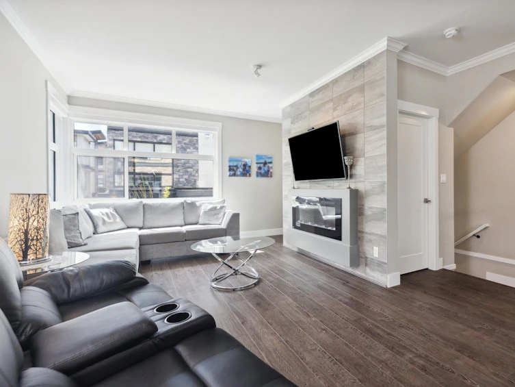 195-16488 64, Surrey, BC, V3S 6X6 - 4