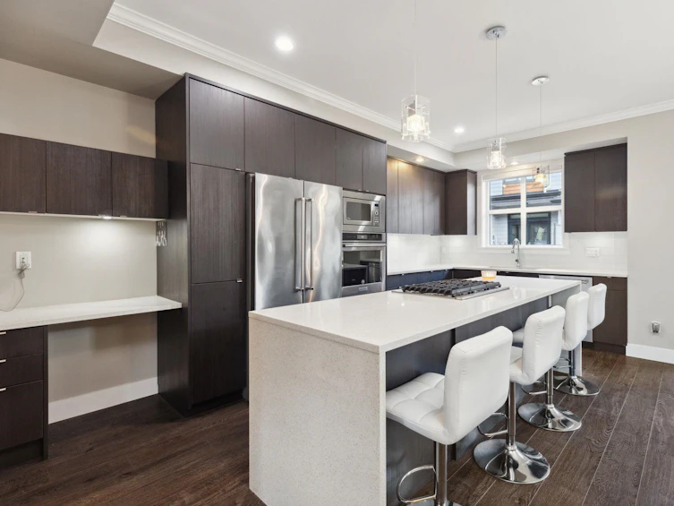 195-16488 64, Surrey, BC, V3S 6X6 - 9