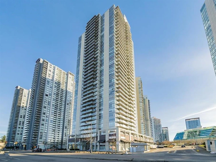 901-13688 100, Surrey, BC, V2Z 2B1