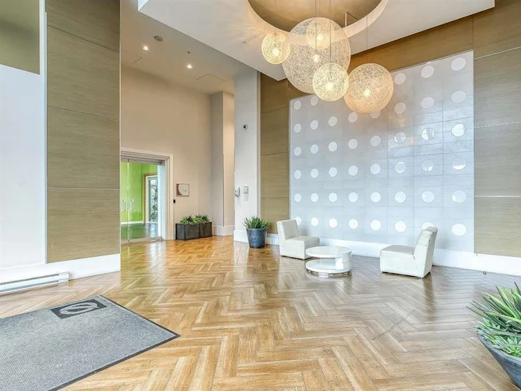 901-13688 100, Surrey, BC, V2Z 2B1 - 2