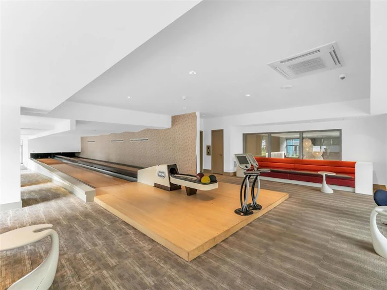 901-13688 100, Surrey, BC, V2Z 2B1 - 11