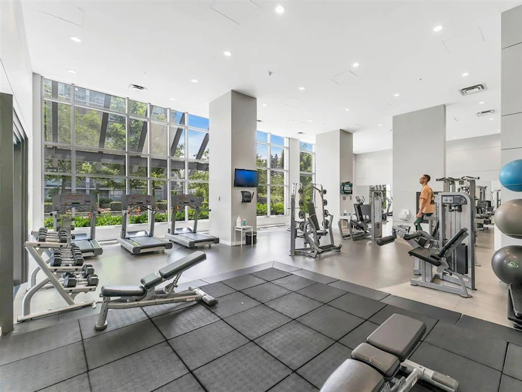 901-13688 100, Surrey, BC, V2Z 2B1 - 12
