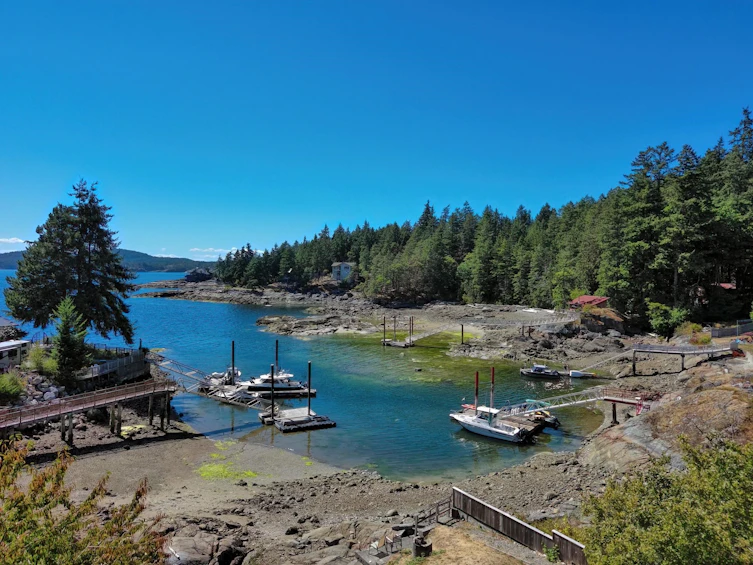 5625 O'brian Road, Halfmoon Bay, BC, V7Z 1E9 - 2
