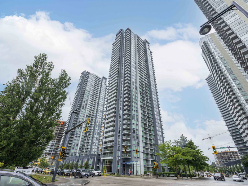 915 - 13696 100th Avenue, Surrey BC