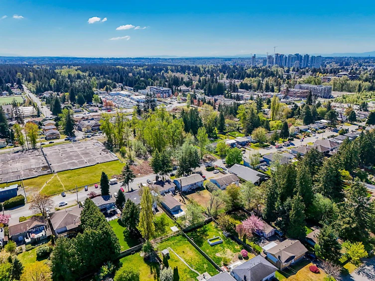 14593 105a Avenue, Surrey, BC, V3R 1S2 - 13