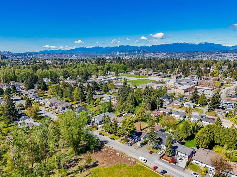 14581 105a Avenue, Surrey, BC, V3R 1S2 - 6
