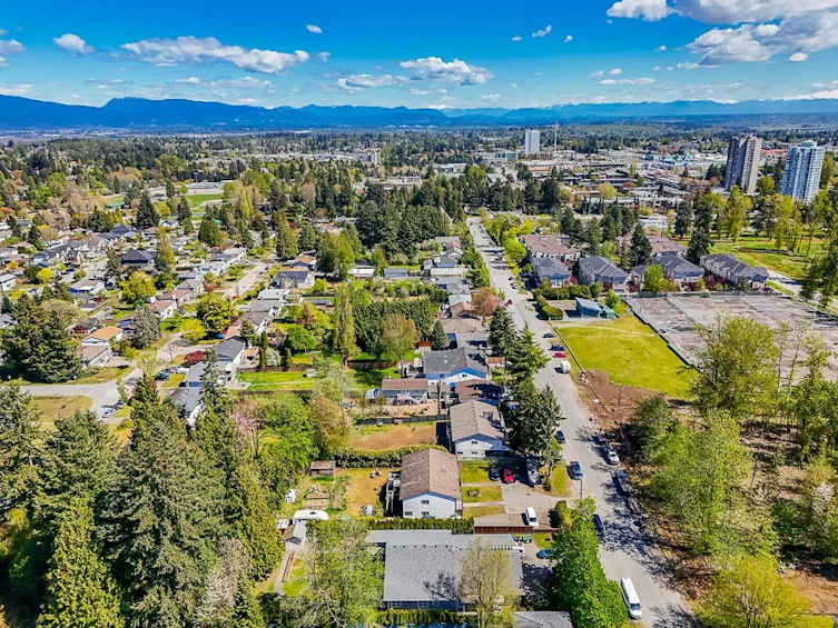 14581 105a Avenue, Surrey, BC, V3R 1S2 - 28
