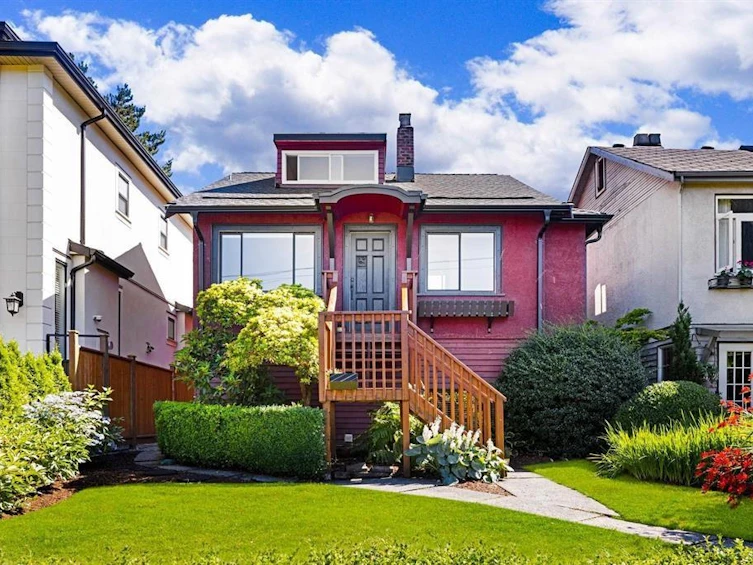 3576 W 17th Avenue, Vancouver, BC, V6S 1A1