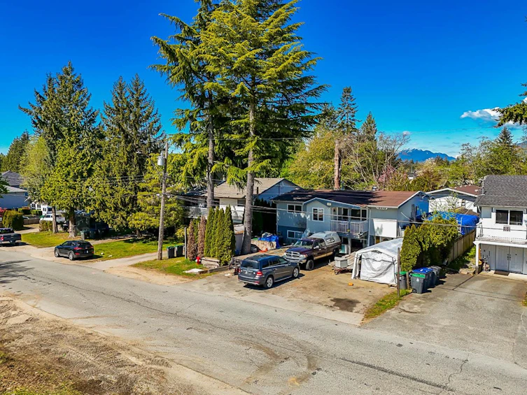 14575 105a Avenue, Surrey, BC, V3R 1S2 - 3