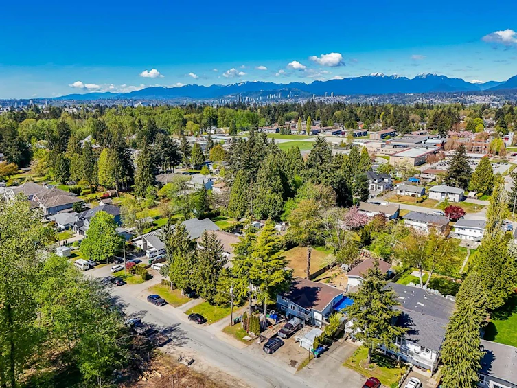 14575 105a Avenue, Surrey, BC, V3R 1S2 - 5