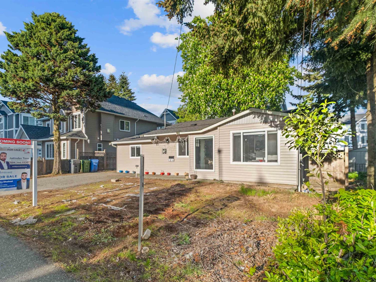 2816 Clearbrook Road, Abbotsford, BC, V2T 2Z4 - 31