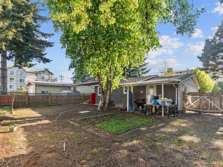 2816 Clearbrook Road, Abbotsford, BC, V2T 2Z4 - 28