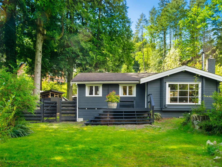1022 Miller Road, Bowen Island, BC, V0N 1G1 - 2