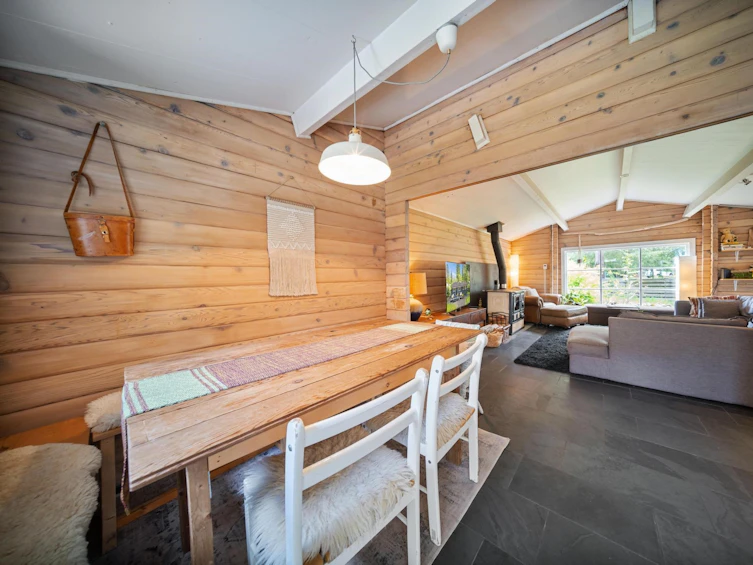 1022 Miller Road, Bowen Island, BC, V0N 1G1 - 7