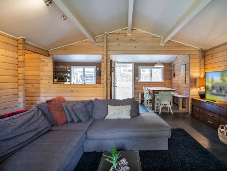 1022 Miller Road, Bowen Island, BC, V0N 1G1 - 9