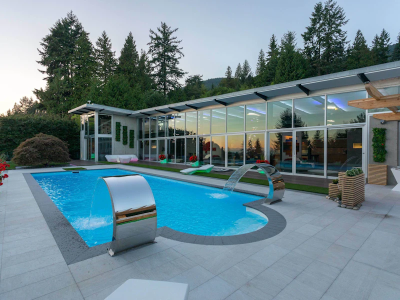 2187 Gisby Street, West Vancouver BC V7V 4N5