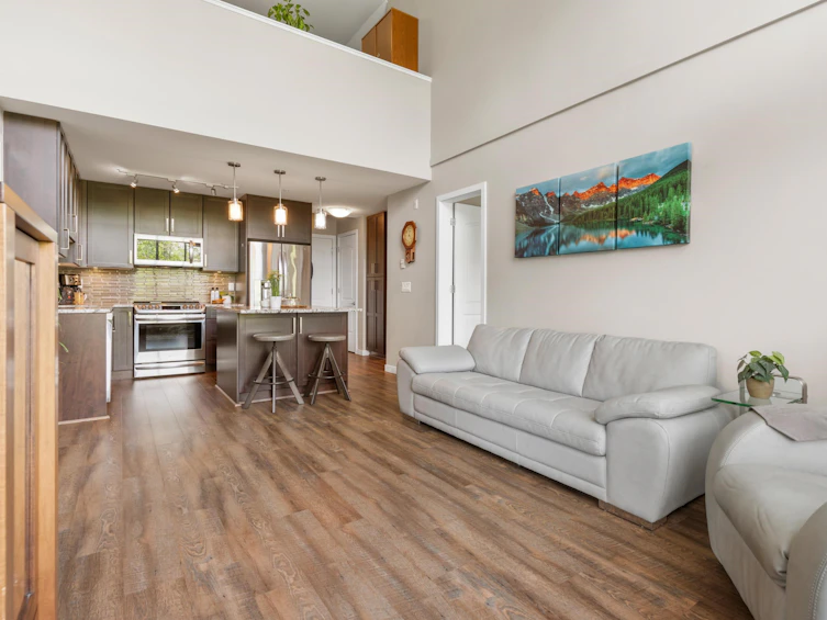 409-6490 194, Surrey, BC, V4N 6J9 - 5