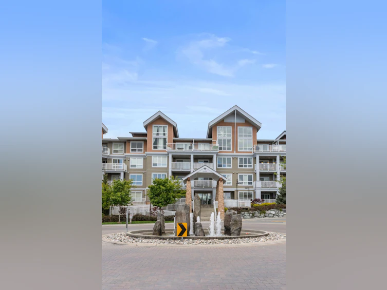 409-6490 194, Surrey, BC, V4N 6J9 - 38