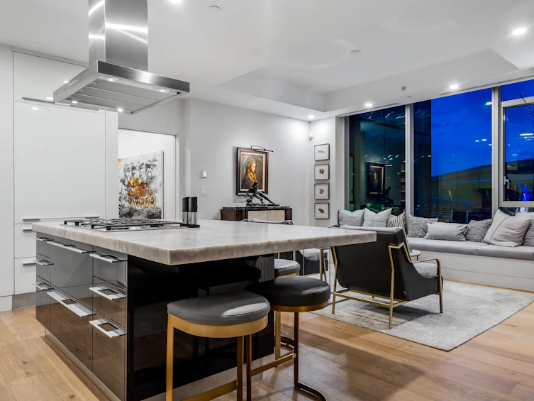 402-277 Thurlow Street, Vancouver, BC, V6C 0C1 - 13