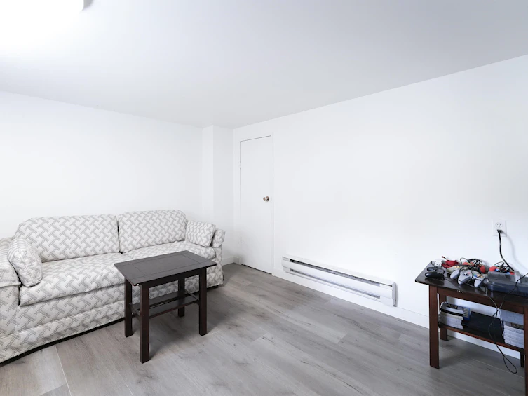 2087 E Pender Street, Vancouver, BC, V5L 1X1 - 15