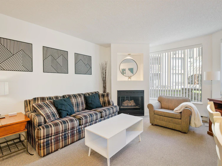 220-4809 Spearhead Drive, Whistler, BC, V0N 1B4 - 4