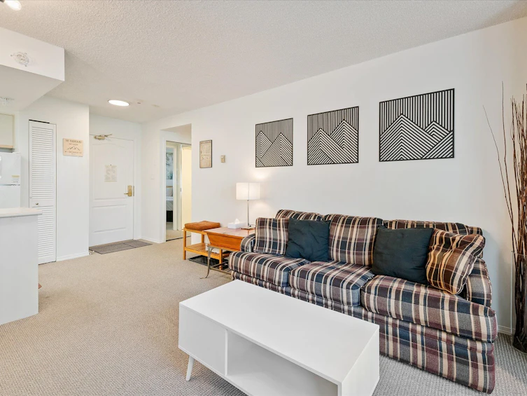 220-4809 Spearhead Drive, Whistler, BC, V0N 1B4 - 5