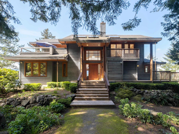 520 Smugglers Cove Road, Bowen Island, BC, V0N 1G1