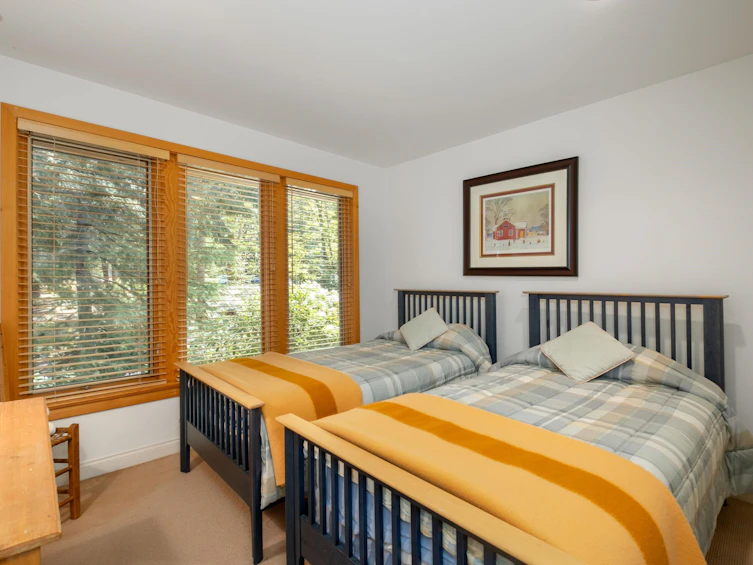 520 Smugglers Cove Road, Bowen Island, BC, V0N 1G1 - 22
